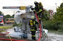 Feuer 1 Yacht explodiert Koeln Muelheim Hafen Muelheim P044
